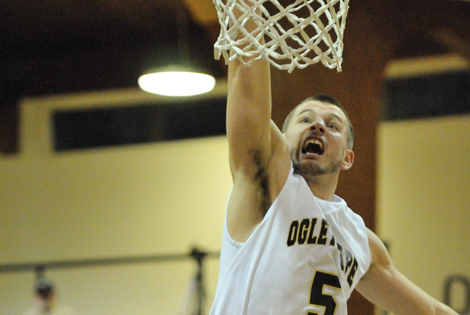 Oglethorpe&rsquo;s Ward Records Milestone in Petrels Victory