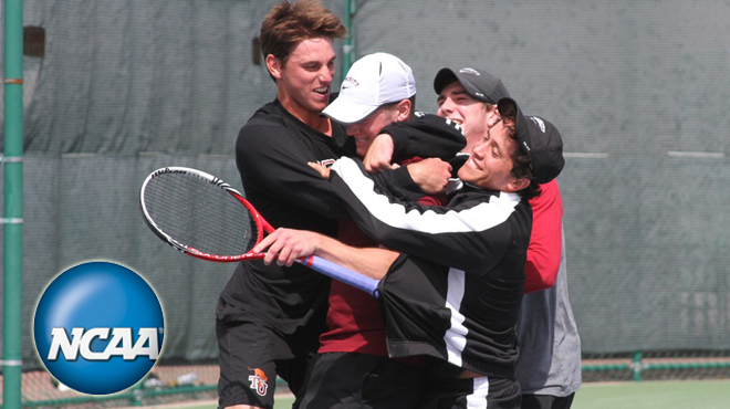 Trinity Reaches NCAA Quarterfinals with Win Over Gustavus
