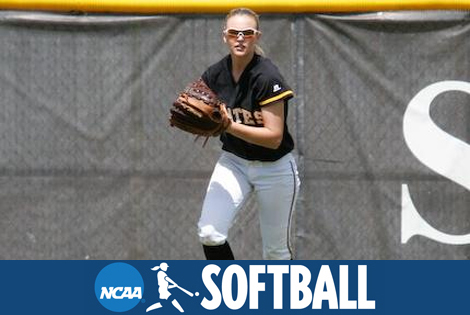 #1 Louisiana College Overpowers Southwestern at NCAA Softball Regional