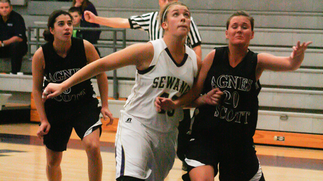 Sewanee's Dani Kabbes Reaches 500 Career Rebounds