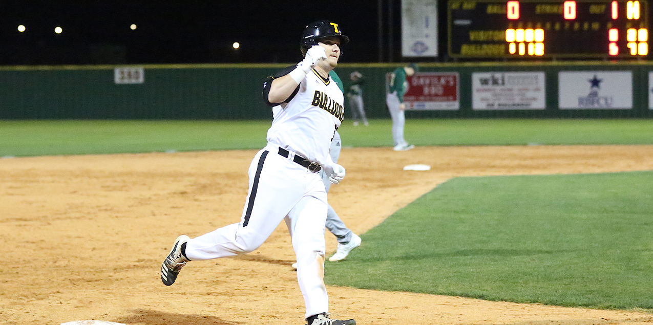 Tyler Cauley, Texas Lutheran University, Hitter of the Week (Week 5)