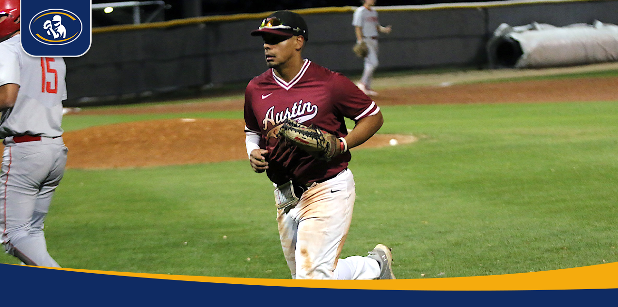 Carlos Michinaux, Austin College, Hitter of the Week (Week 6)