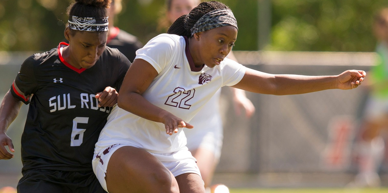 Halleanne Dure, Trinity University, Offensive Player of the Week (Week 4)